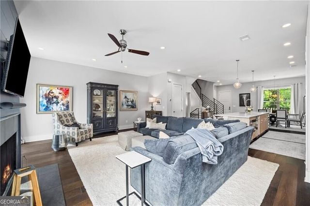 108 Canton Way, Roswell, GA 30075