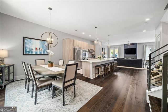 108 Canton Way, Roswell, GA 30075