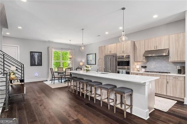 108 Canton Way, Roswell, GA 30075