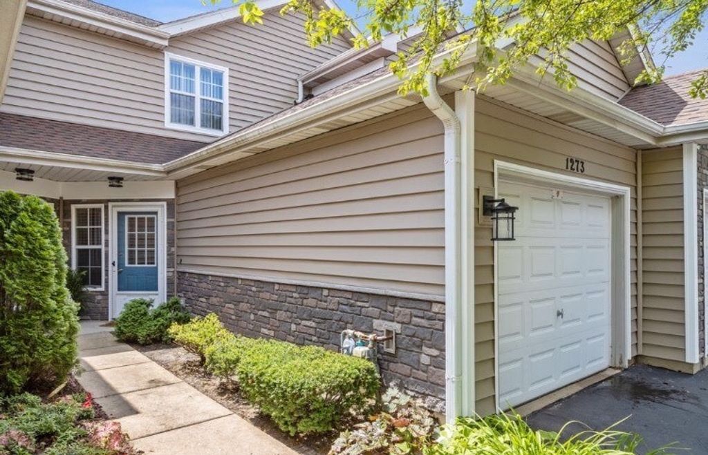 1273 Cranbrook Drive, Schaumburg, IL 60193