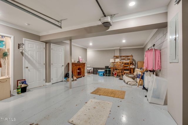 1809 West Lakeview Drive 7, Johnson City, TN 37601