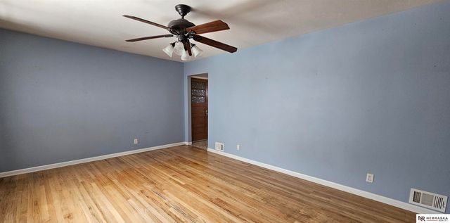 3073 S 72nd Avenue, Omaha, NE 68124