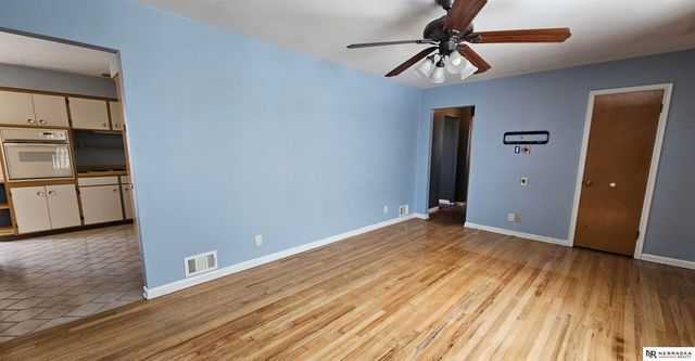 3073 S 72nd Avenue, Omaha, NE 68124