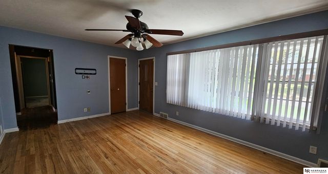 3073 S 72nd Avenue, Omaha, NE 68124