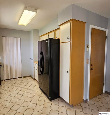 3073 S 72nd Avenue, Omaha, NE 68124
