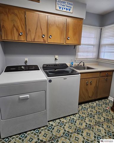 3073 S 72nd Avenue, Omaha, NE 68124