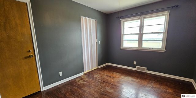 3073 S 72nd Avenue, Omaha, NE 68124