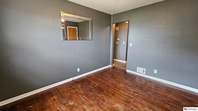 3073 S 72nd Avenue, Omaha, NE 68124