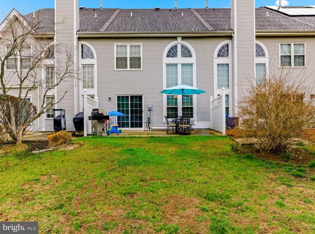 25 AUGUSTA LN, Blackwood, NJ 08012