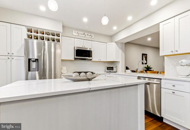 25 AUGUSTA LN, Blackwood, NJ 08012