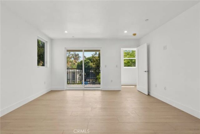 322 Leslie Way, Highland Park, CA 90042