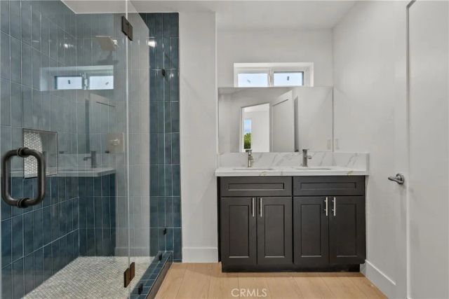 322 Leslie Way, Highland Park, CA 90042