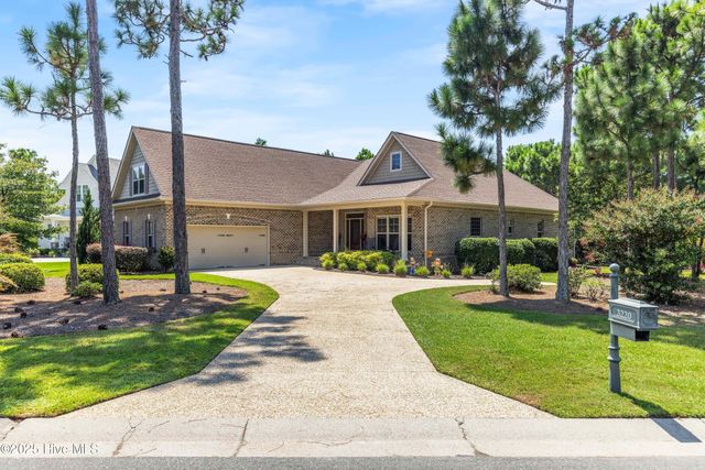 3220 Moss Hammock Wynd, Southport, NC 28461