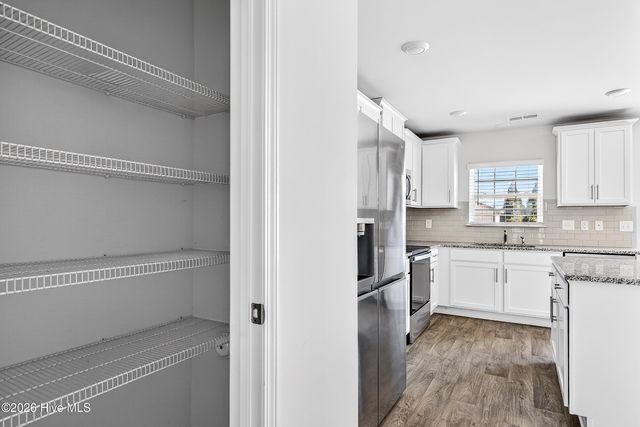 524 Dakota Avenue, New Bern, NC 28560