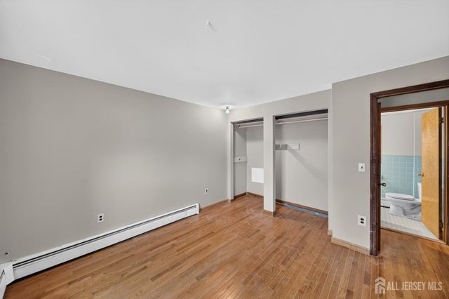 20 Division Street, Carteret, NJ 07008