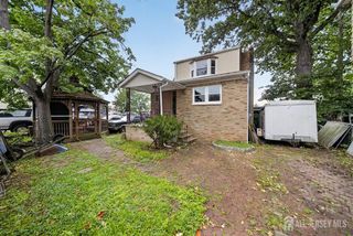 20 Division Street, Carteret, NJ 07008