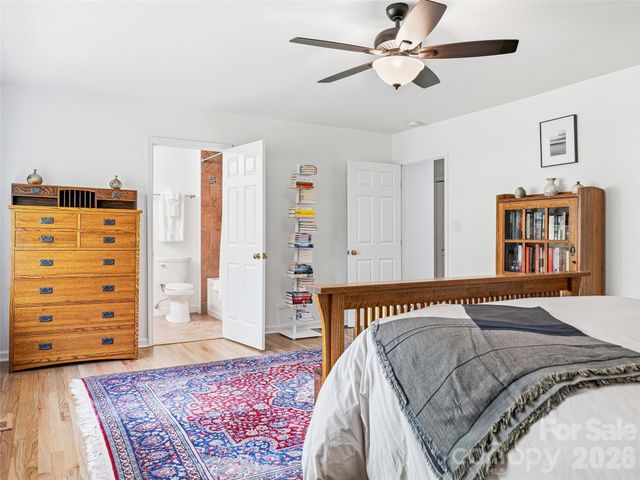 45 Sleepy Hollow Drive, Asheville, NC 28805
