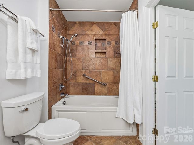 45 Sleepy Hollow Drive, Asheville, NC 28805