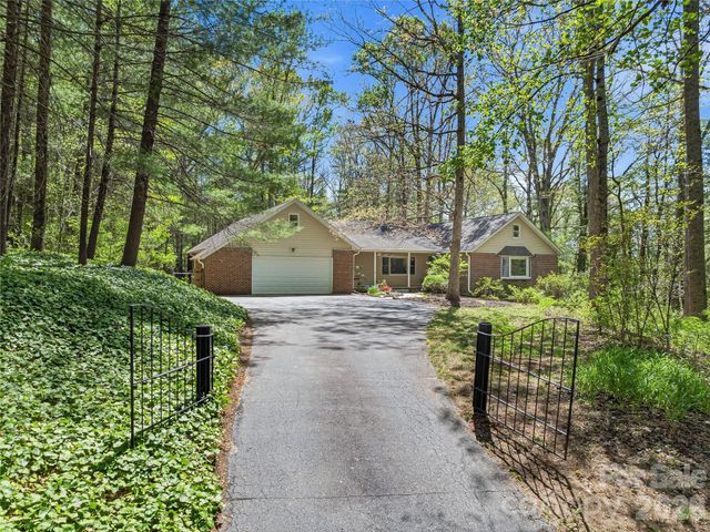 45 Sleepy Hollow Drive, Asheville, NC 28805