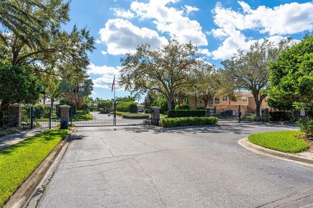 3450 PARKRIDGE CIRCLE 204, Sarasota, FL 34243