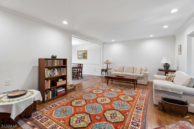 7 Christina Ct, Madison Boro, NJ 07940