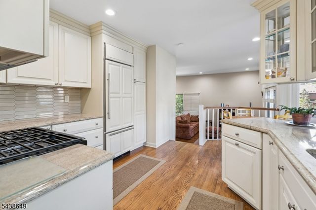 7 Christina Ct, Madison Boro, NJ 07940