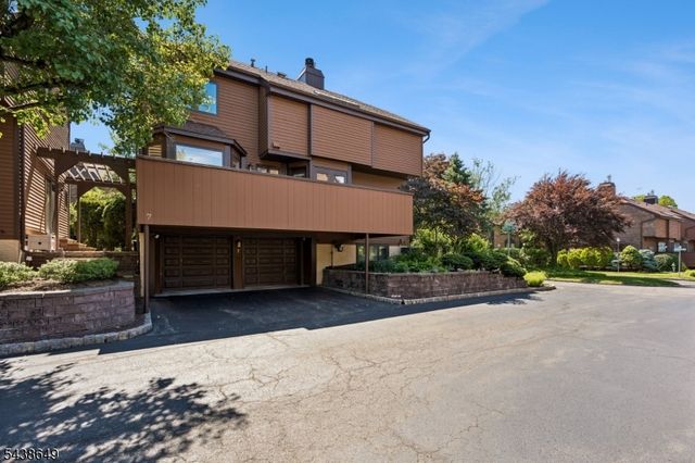 7 Christina Ct, Madison Boro, NJ 07940