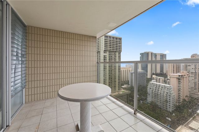 445 Seaside Avenue 2814, Honolulu, HI 96815