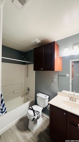 10227 Dixon Wood, San Antonio, TX 78245