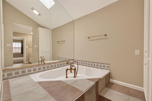 2413 Potomac Drive D, Houston, TX 77057