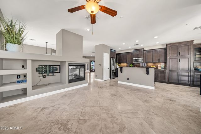 2812 W REEDY CREEK Drive, Anthem, AZ 85086