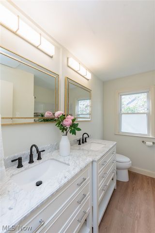 5906 Twin Lakes Drive, Parma, OH 44129
