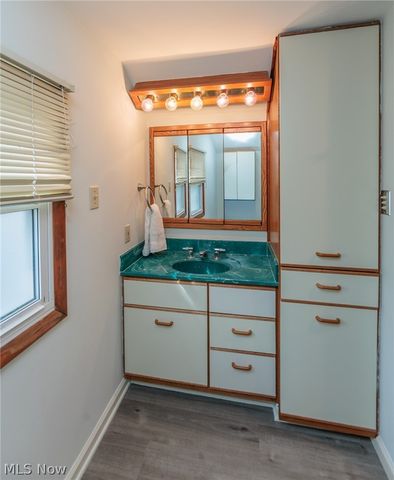 5906 Twin Lakes Drive, Parma, OH 44129