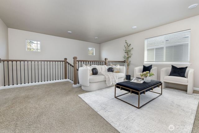 32675 Stuart Avenue SE, Black Diamond, WA 98010