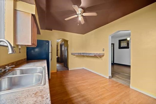 315 W 12th Ave, Homestead, PA 15120