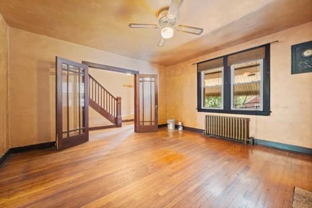 315 W 12th Ave, Homestead, PA 15120