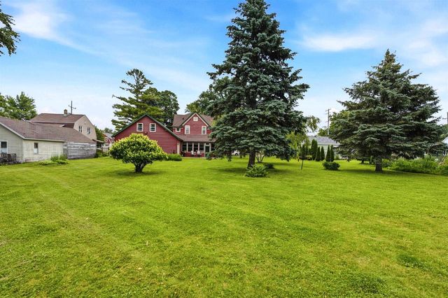1519 S KERNAN AVENUE, Appleton, WI 54915