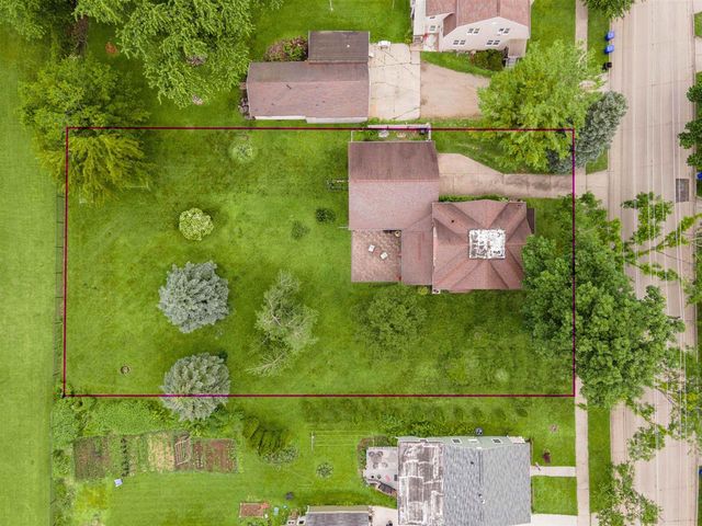 1519 S KERNAN AVENUE, Appleton, WI 54915