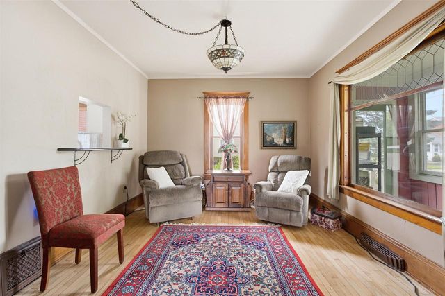 1519 S KERNAN AVENUE, Appleton, WI 54915