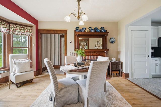 1519 S KERNAN AVENUE, Appleton, WI 54915