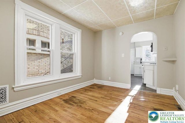 230 East Fairview Street, Allentown City, PA 18109