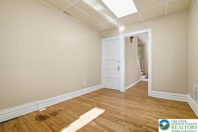 230 East Fairview Street, Allentown City, PA 18109