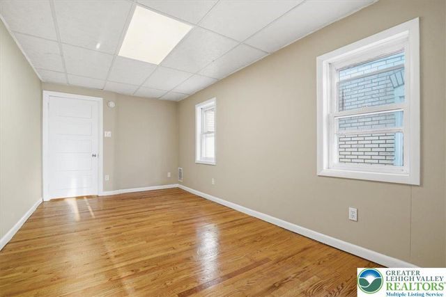 230 East Fairview Street, Allentown City, PA 18109