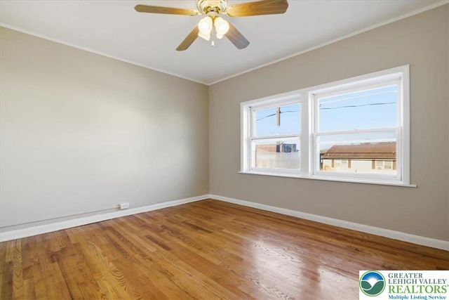 230 East Fairview Street, Allentown City, PA 18109