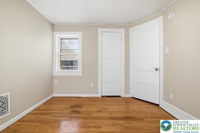 230 East Fairview Street, Allentown City, PA 18109