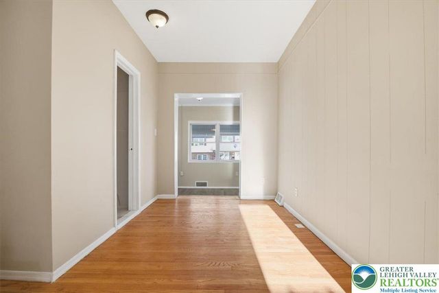 230 East Fairview Street, Allentown City, PA 18109