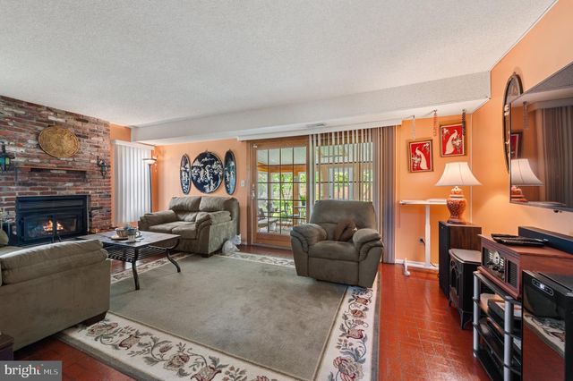 26 HALO AVE, Sewell, NJ 08080