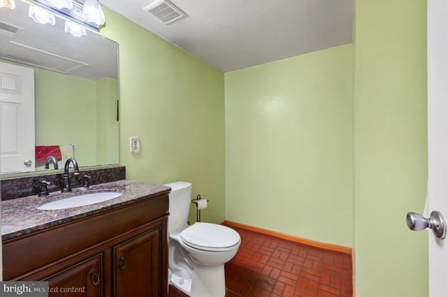 26 HALO AVE, Sewell, NJ 08080