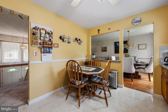 26 HALO AVE, Sewell, NJ 08080