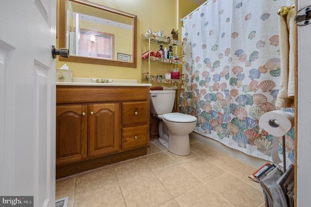 26 HALO AVE, Sewell, NJ 08080